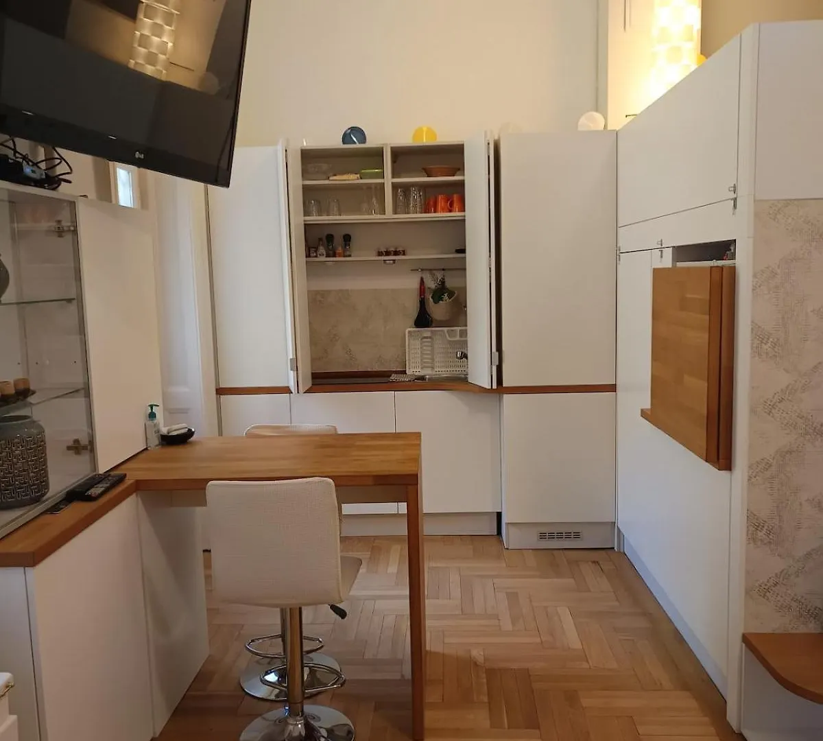 Bb 37 Apartment بودابست